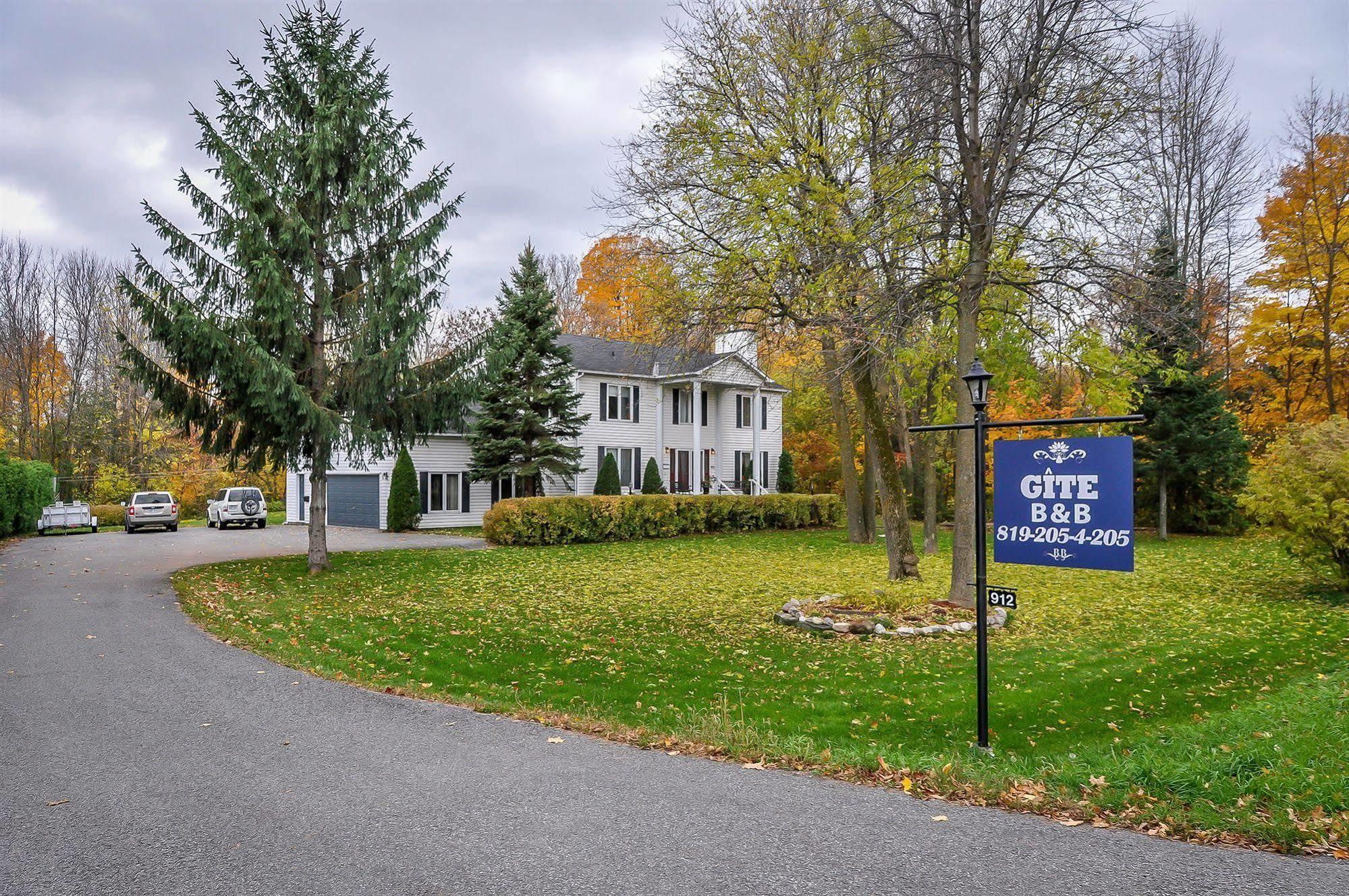 La Villa Rivermead Gatineau Eksteriør bilde